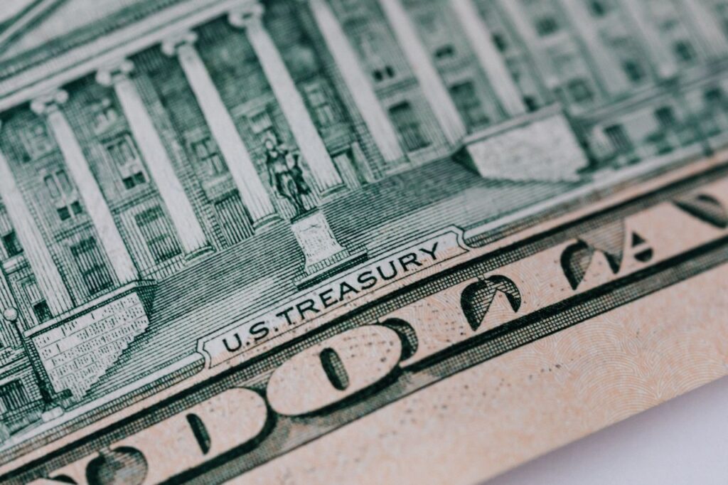 Inscription of U.S. Treasury on dollar banknote